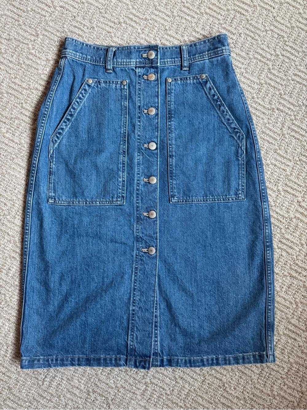 Point sur denim skirt EUC